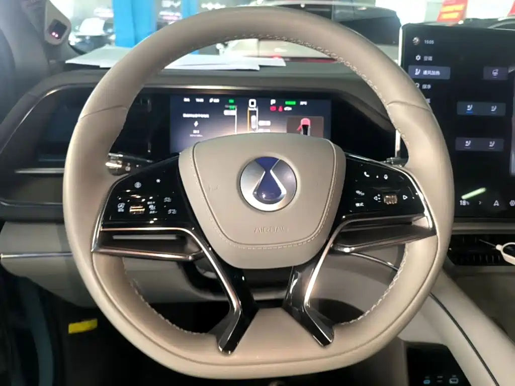 Denza Denza N7 — миниатюра 11