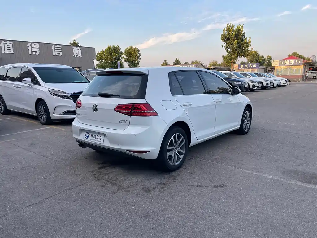 Volkswagen Golf — миниатюра 5