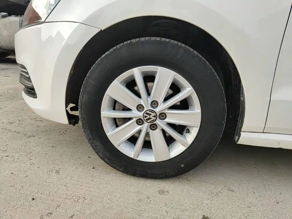 Volkswagen Polo — миниатюра 23