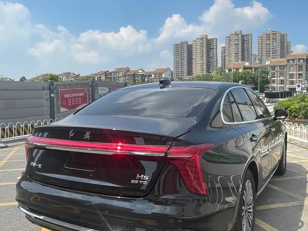 Hongqi Hongqi H5 — миниатюра 9