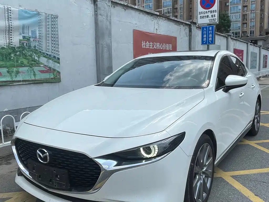 Mazda 3 Axela — миниатюра 3