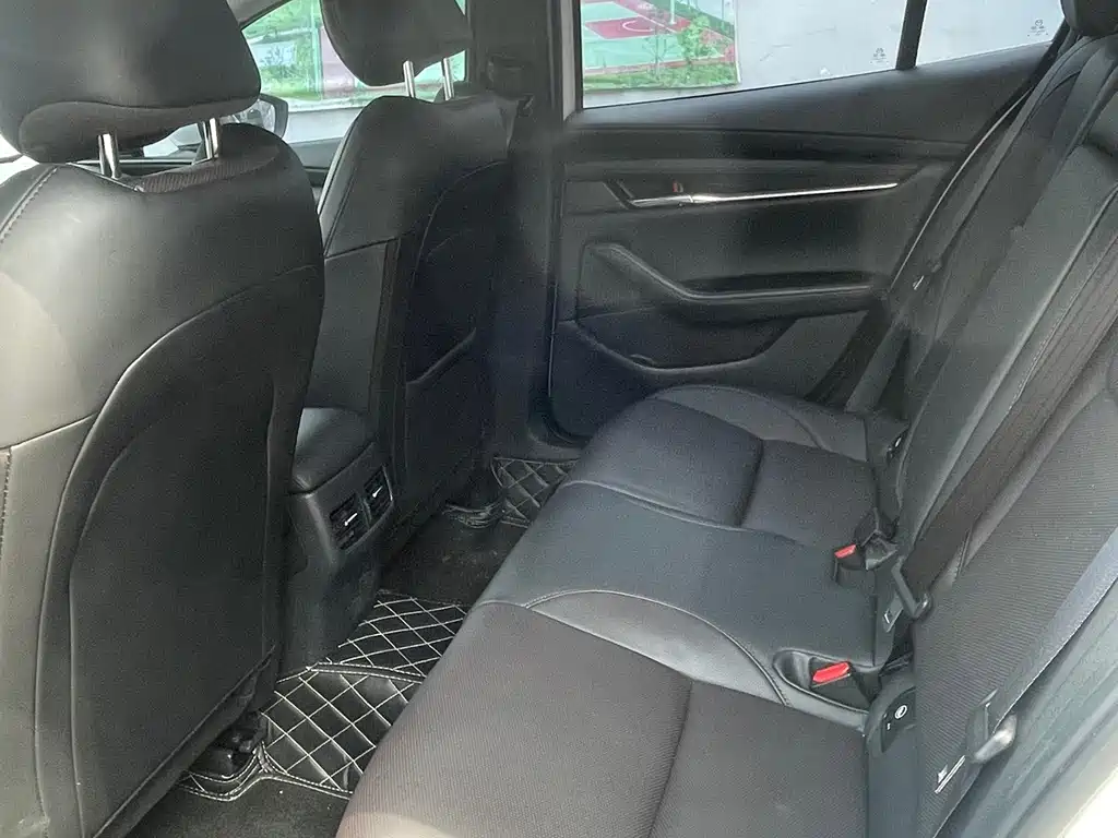 Mazda 3 Axela — миниатюра 5