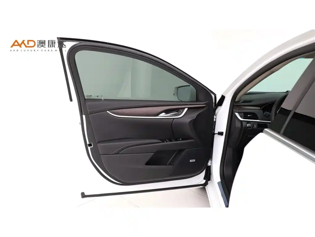 Cadillac XTS — миниатюра 10