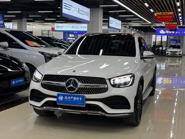 MERCEDES-BENZ GLC