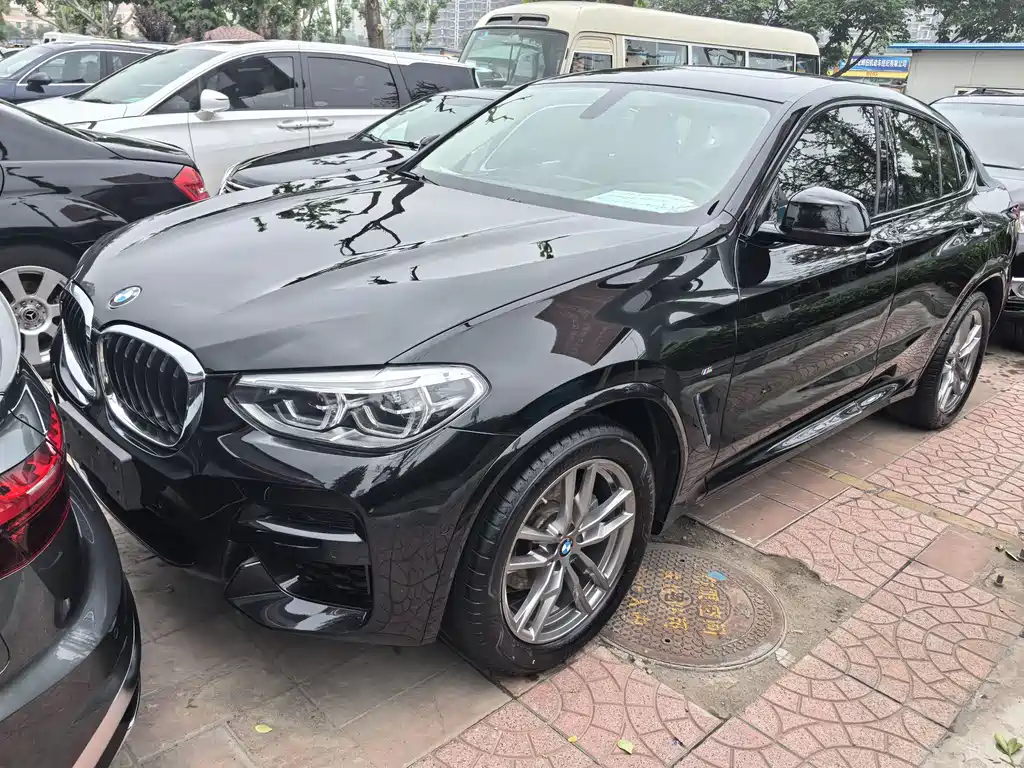 Купить BMW X4
