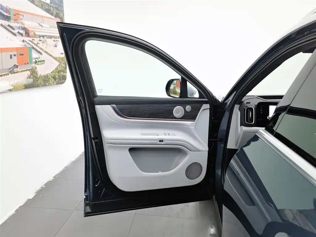 Aito M9 2024 Ultra 100kWh 6 мест