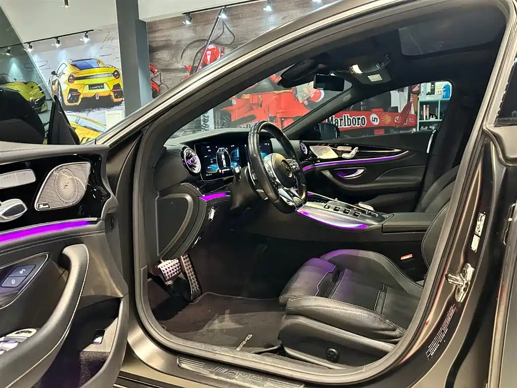 MERCEDES-BENZ AMG GT