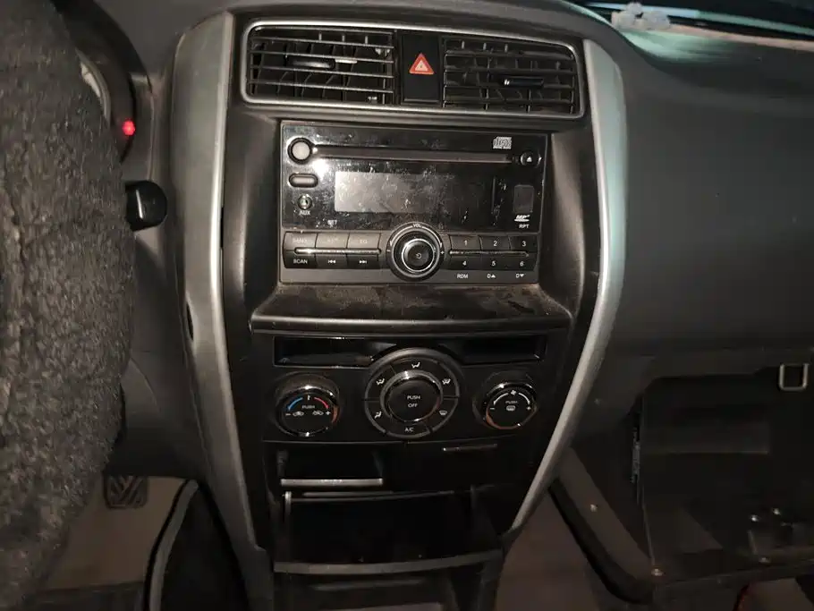 Suzuki Liana A6 — миниатюра 13