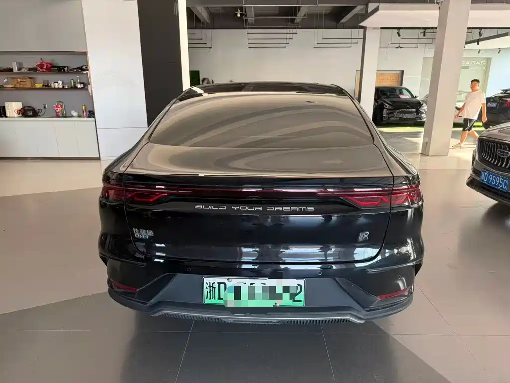 BYD Han — миниатюра 4
