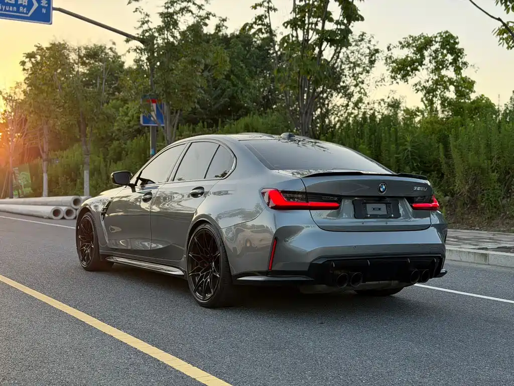 BMW M3 — миниатюра 10