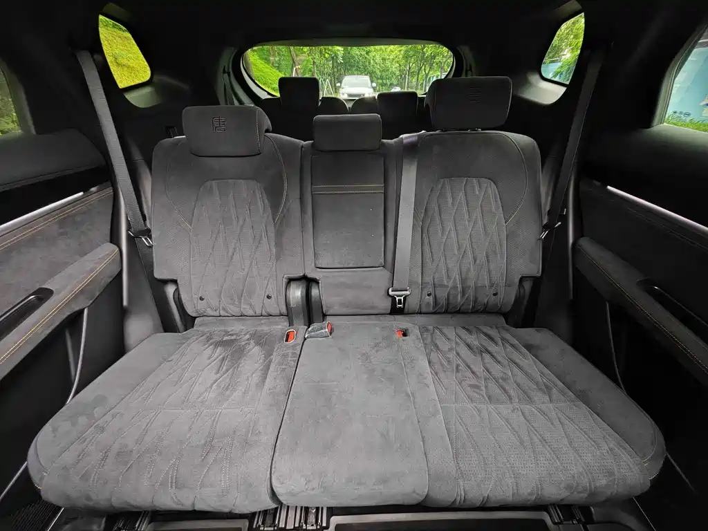 BYD Tang New Energy — миниатюра 19