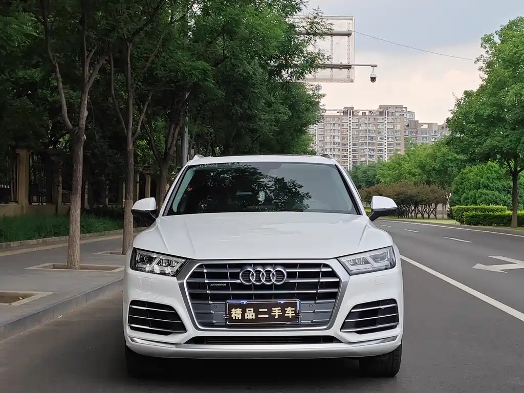 Audi Q5L 2020 40 TFSI Fashion