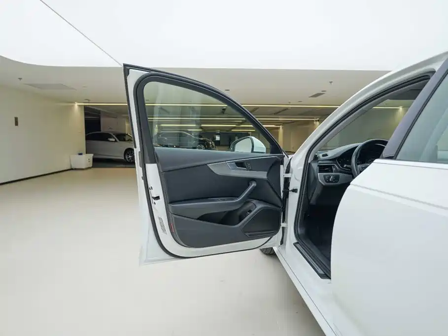 Audi A4L — миниатюра 16