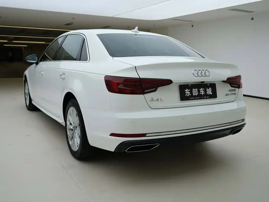 Audi A4L — миниатюра 4