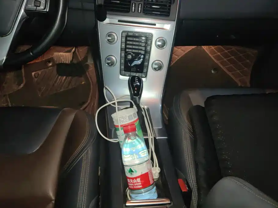 Volvo XC60 — миниатюра 16