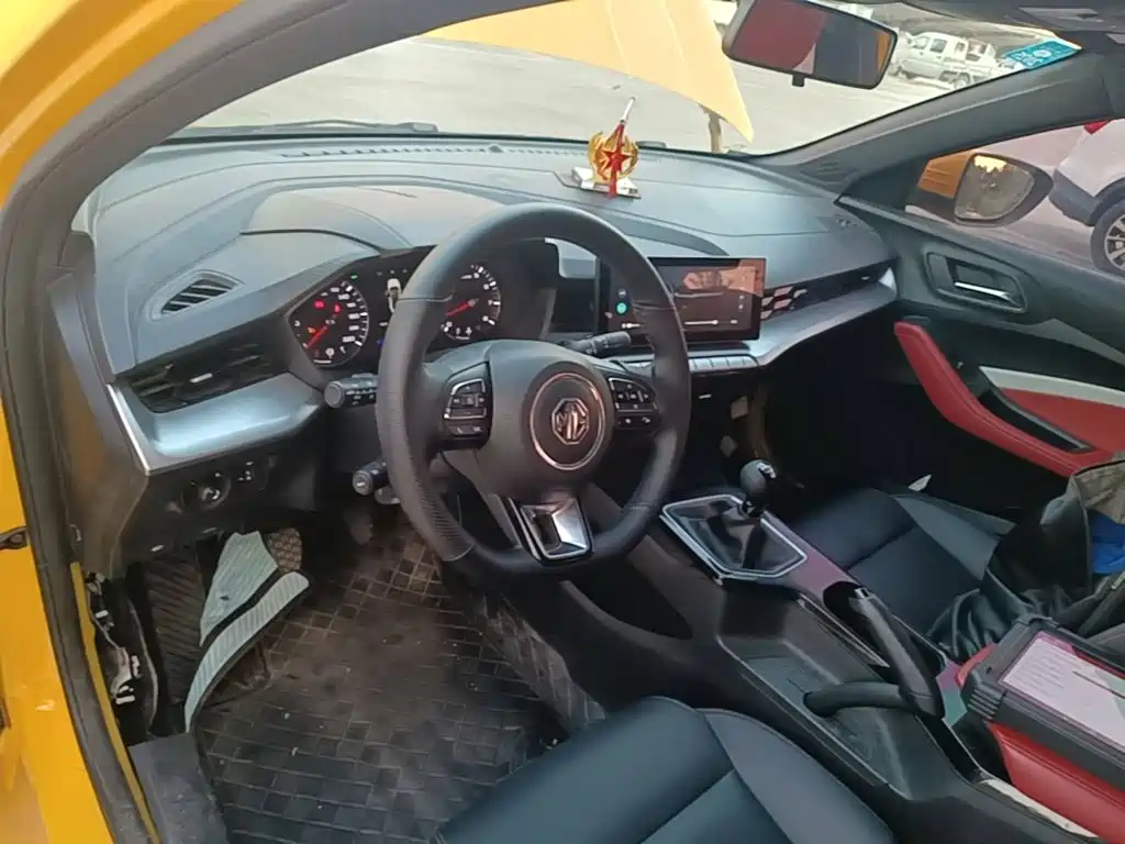 MG MG5 — миниатюра 10