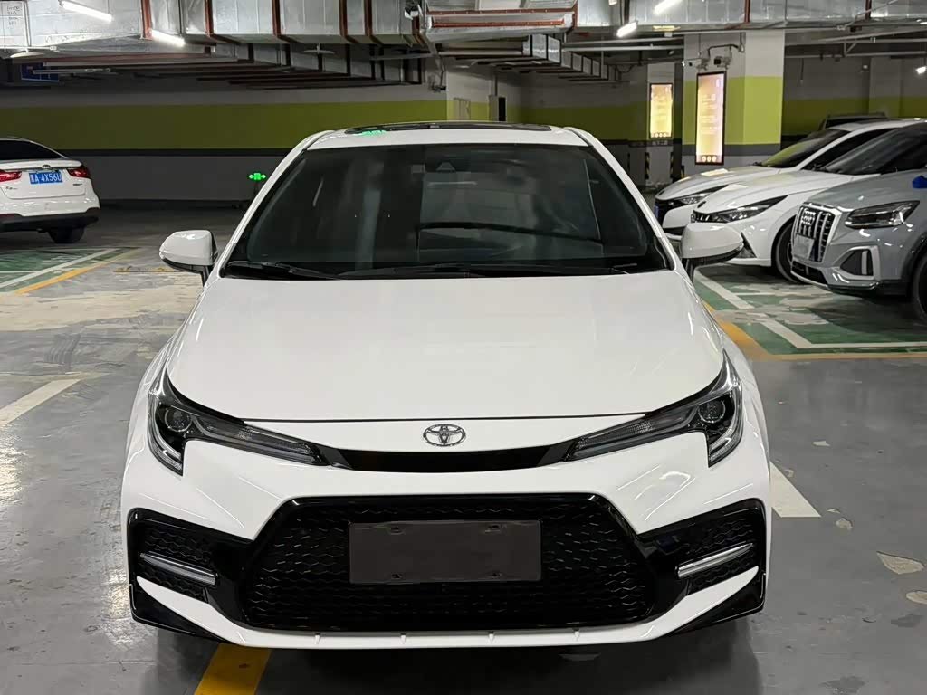 Toyota Levin 1.2 л 2022 г. Белый, пробег 32000 км