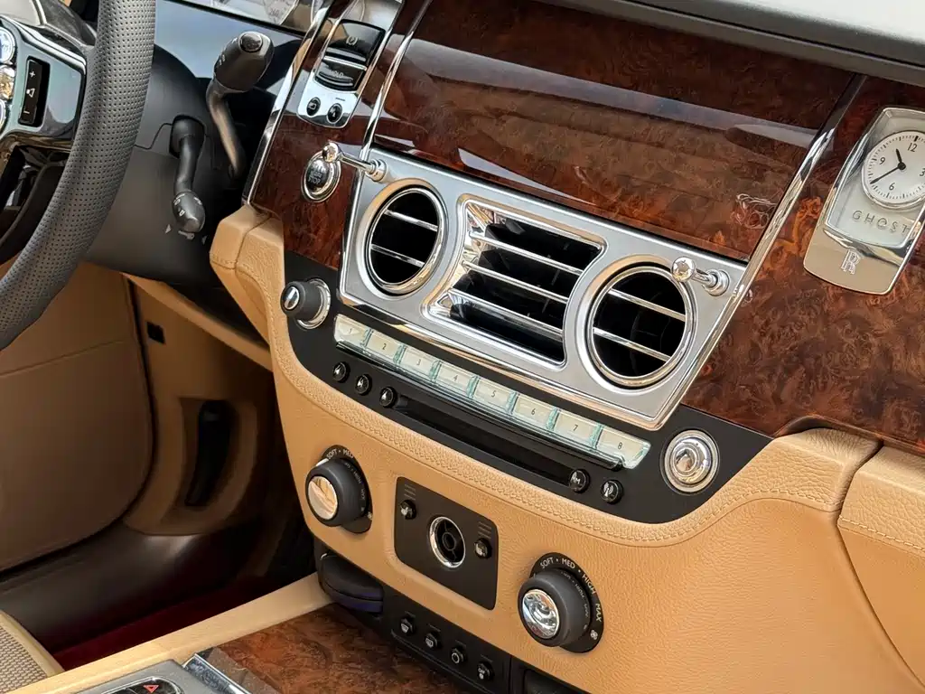 Rolls-Royce Ghost 2010 6.6T Standard