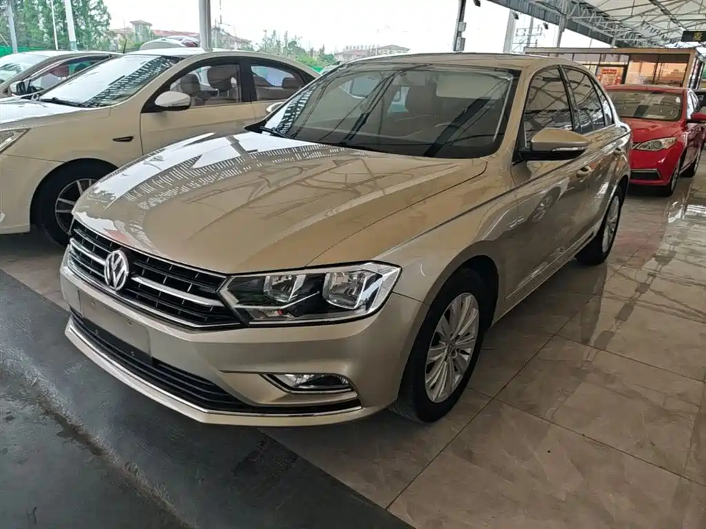Купить Volkswagen Bora