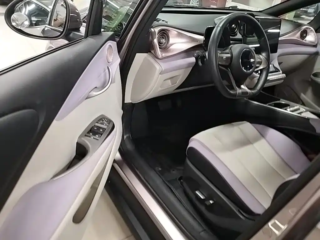 BYD Dolphin — миниатюра 16