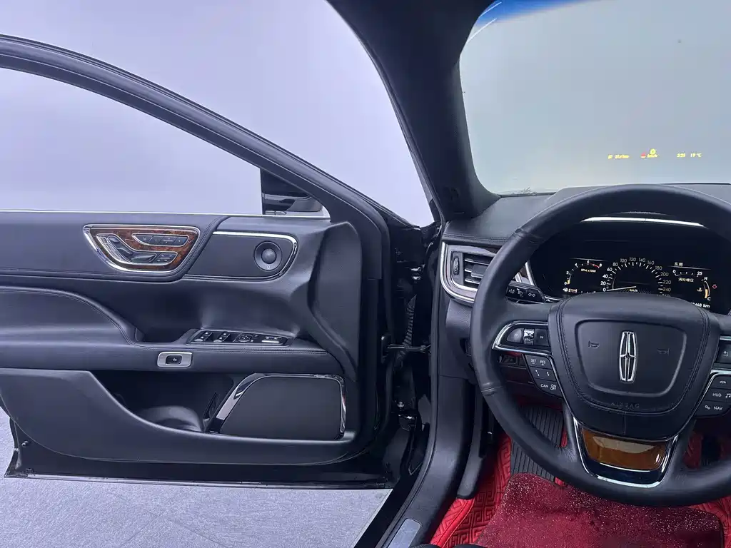 Lincoln Continental — миниатюра 21