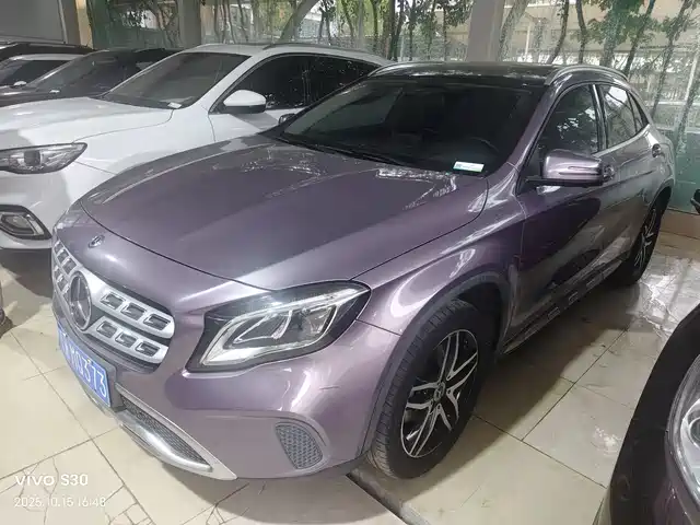 MERCEDES-BENZ  GLA 2017