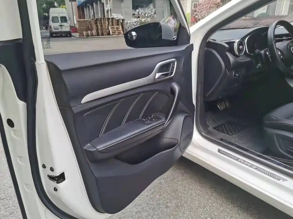 MG 6 2018 20T AT Elite Smart Connect VI
