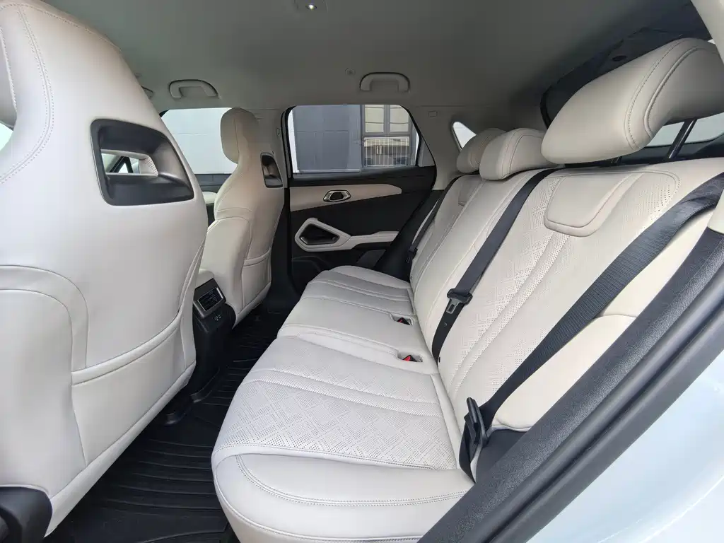 BYD Yuan Up UP 2025 Smart Drive 401KM
