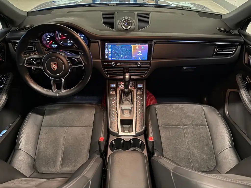 Porsche Macan — миниатюра 5
