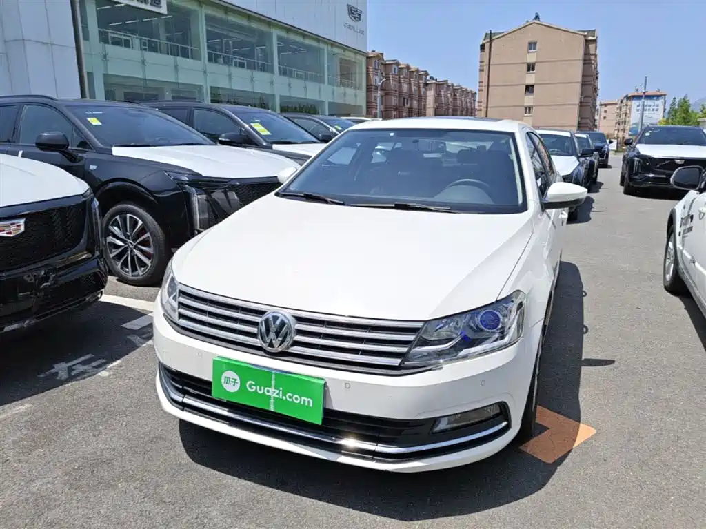 Купить Volkswagen Lavida