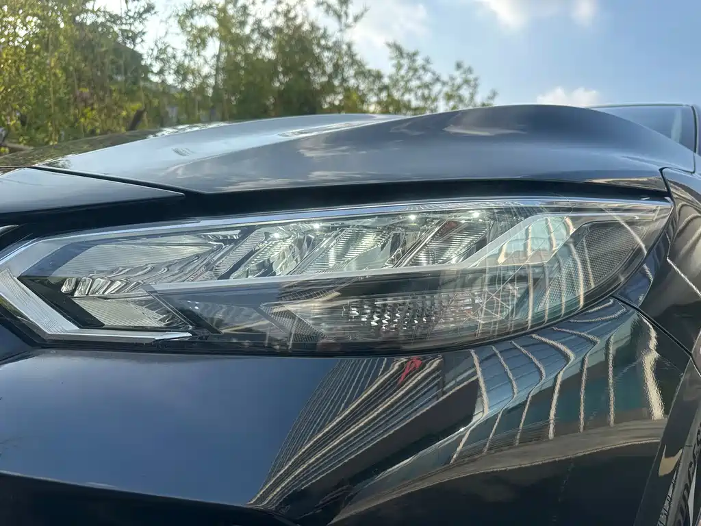 Nissan Sylphy — миниатюра 11
