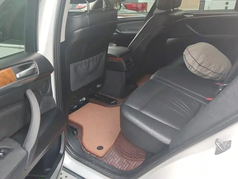 BMW X5 (Import) — миниатюра 11