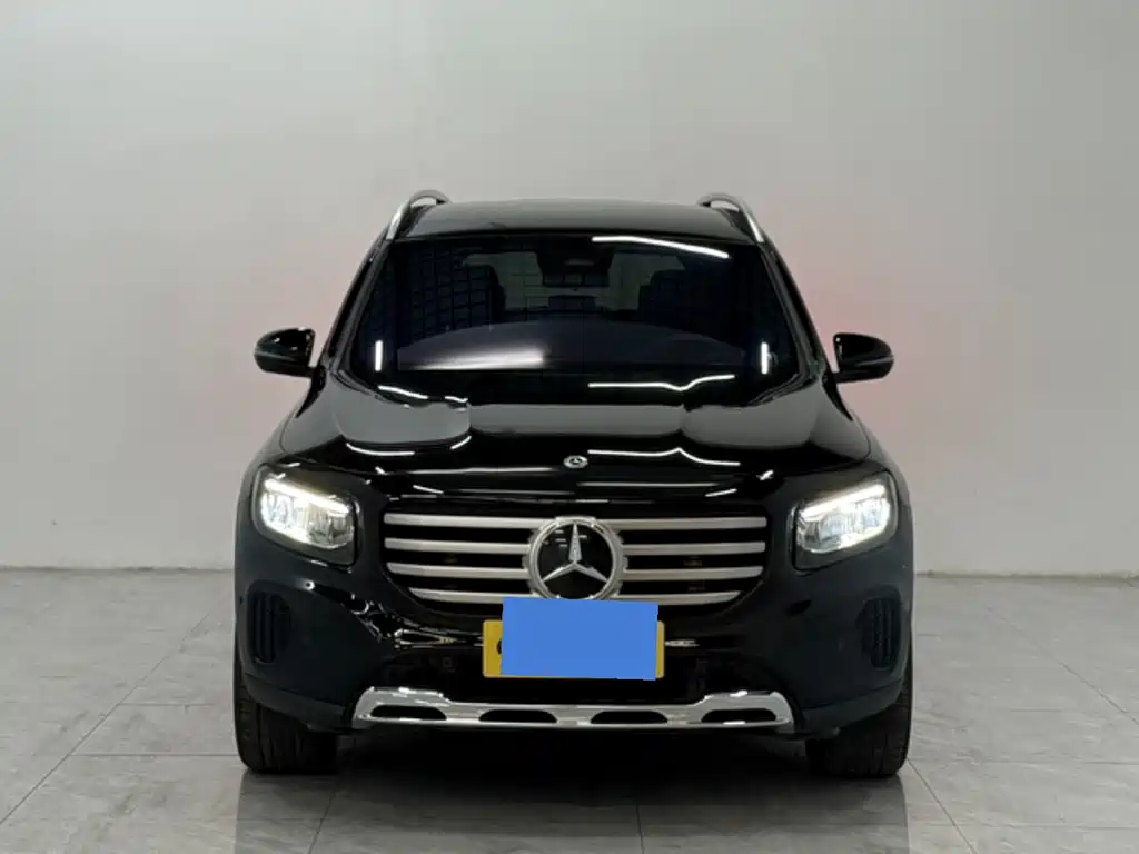 MERCEDES-BENZ GLB