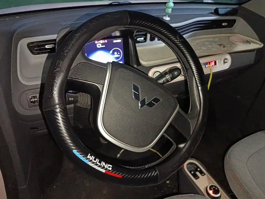 Wuling MINIEV — миниатюра 15