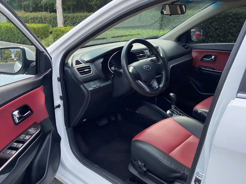 Kia K2 — миниатюра 4