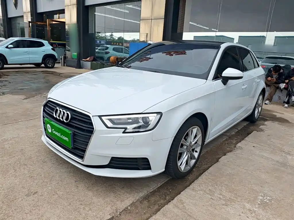 Купить Audi A3
