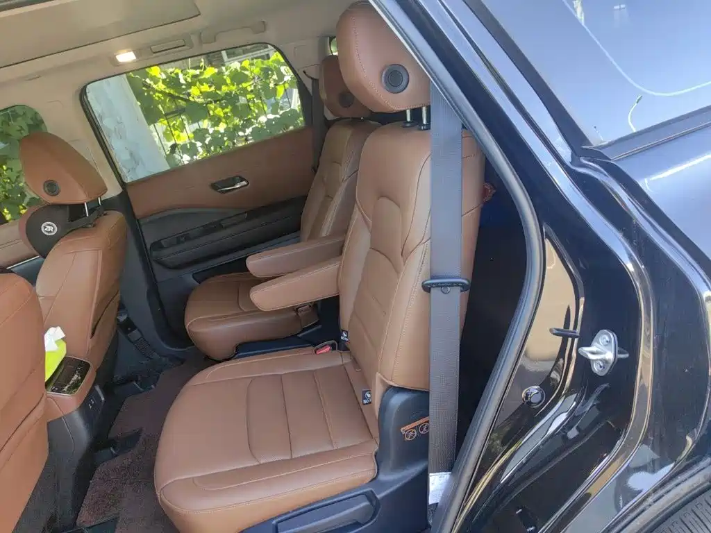 Nissan Teramont — миниатюра 15