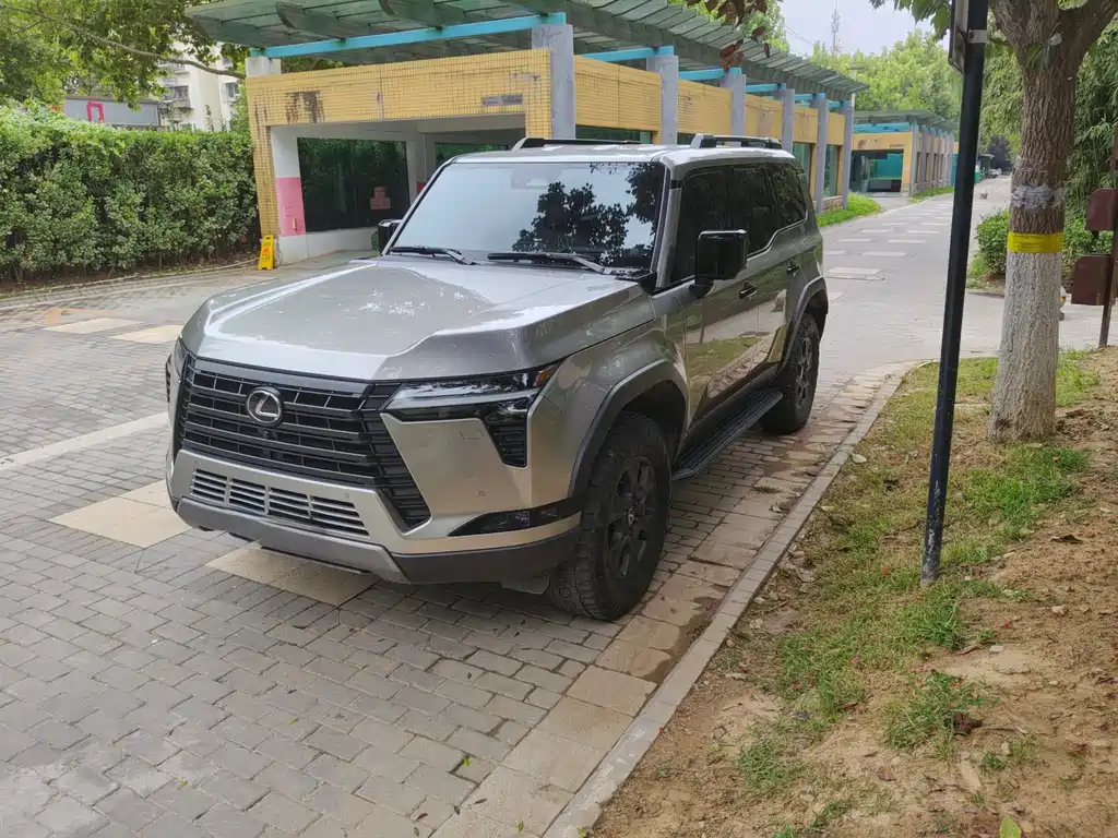 Lexus GX