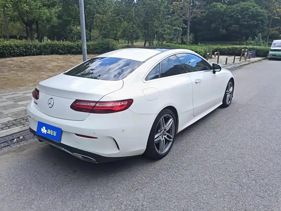 Mercedes-Benz E-Class (Import) — миниатюра 3