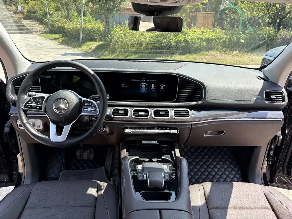 Mercedes-Benz GLE (Import) — миниатюра 7