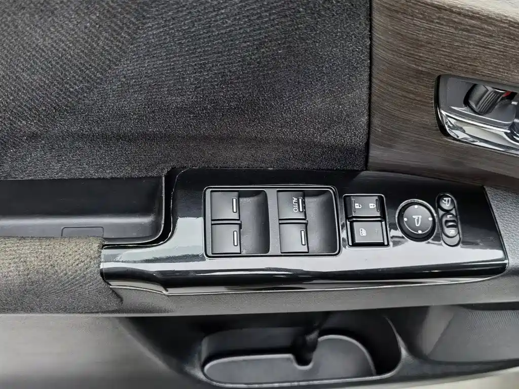 Honda Odyssey — миниатюра 9