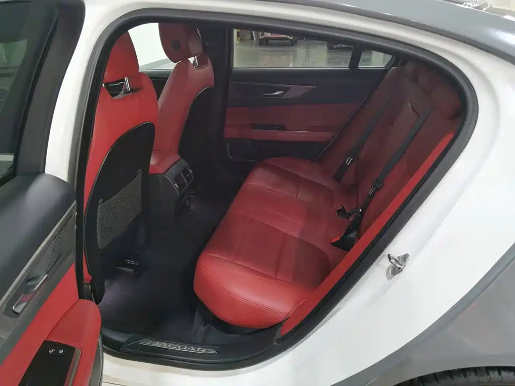 Jaguar XEL — миниатюра 15