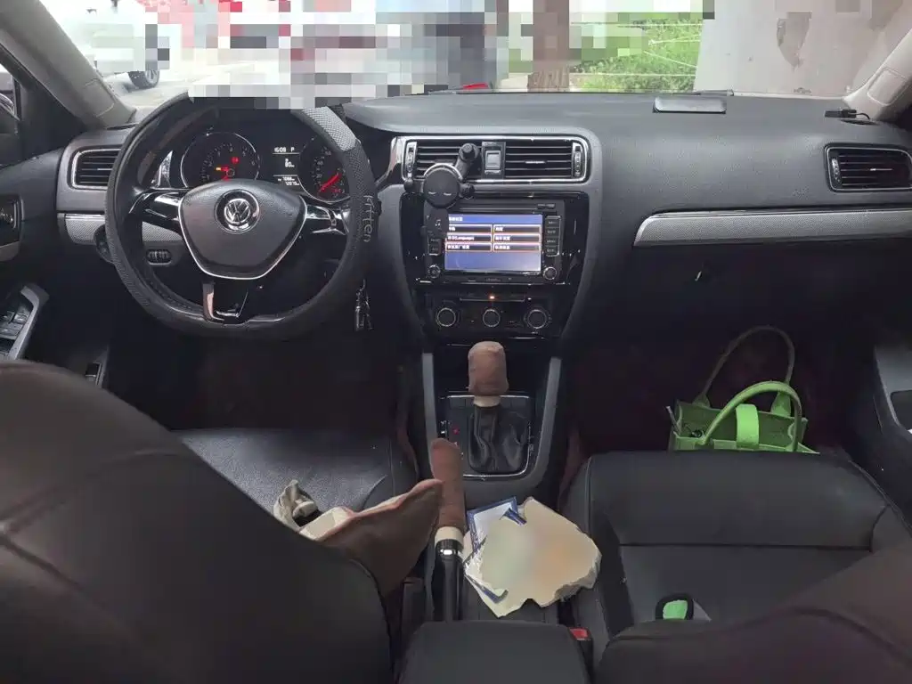 Volkswagen Sagitar — миниатюра 5