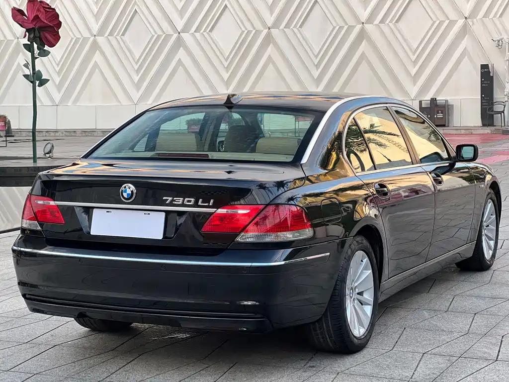 BMW 7 Series 7 2005 730Li