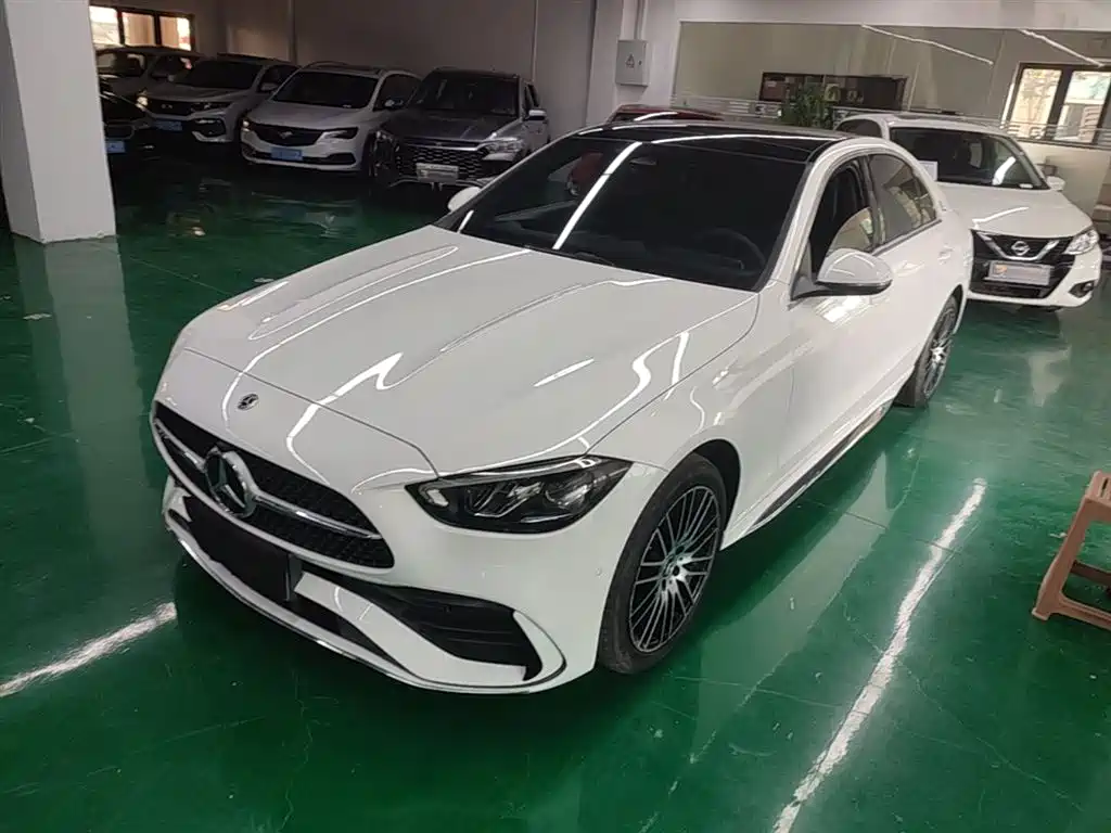 Mercedes-Benz C-Class 2022