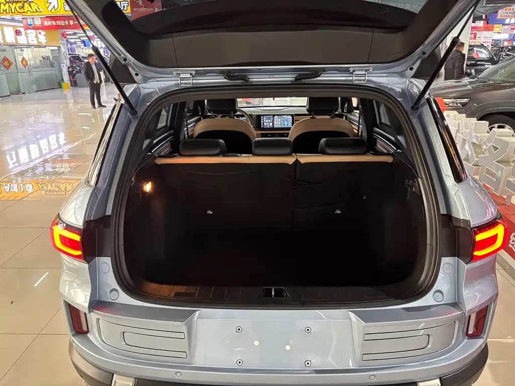 GEELY AUTOMOBILE GEELY ICON