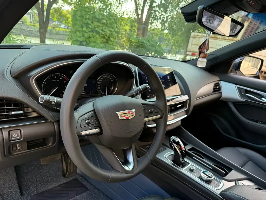 Cadillac CT5 — миниатюра 15