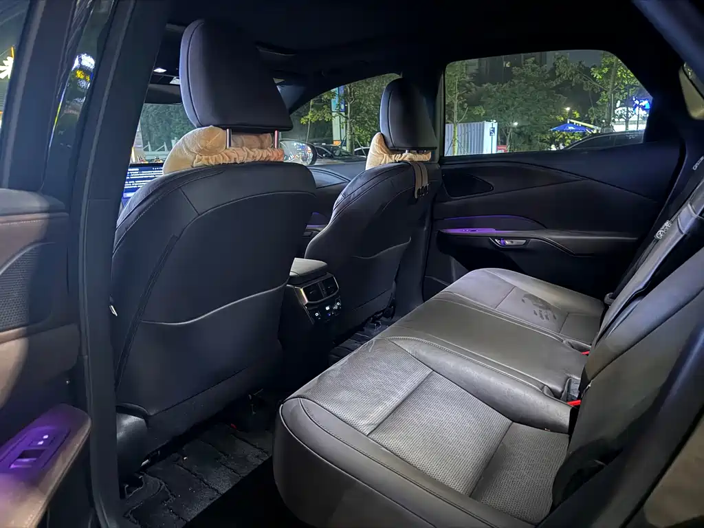 Lexus RX — миниатюра 7