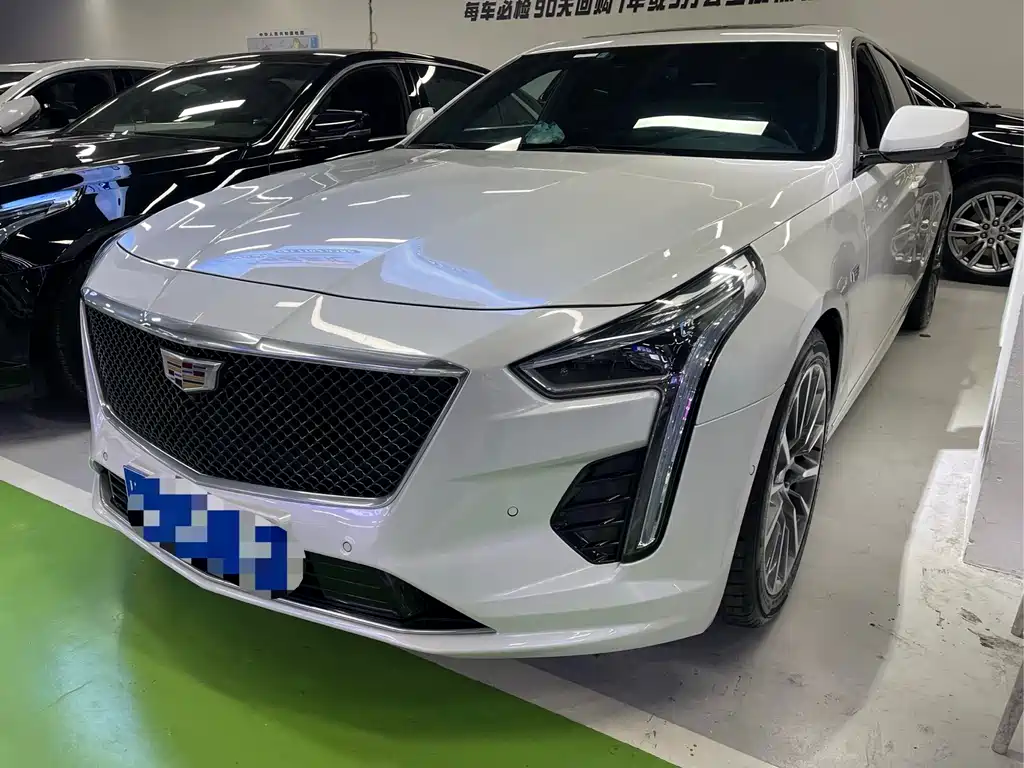CADILLAC CT6