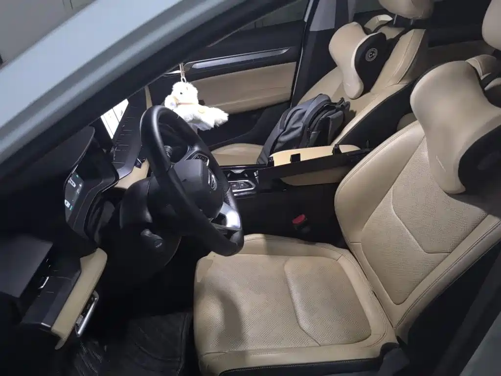 Geely L HiP — миниатюра 16